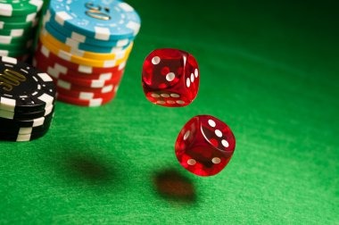 Fitur putaran gratis Ganesha Gold dengan simbol wild dan multiplier aktif